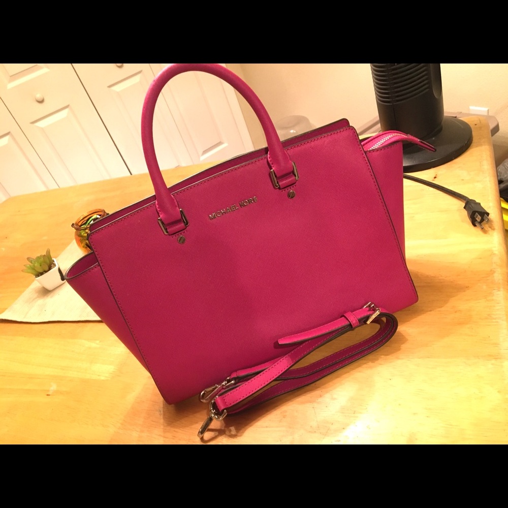 Michael Kors Selma Medium Satchel Fushcia